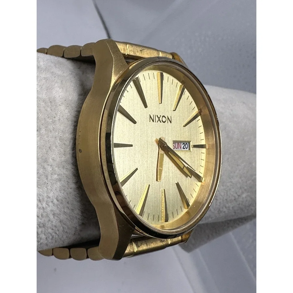 Nixon The Sentry‎ Never Be Late New Battery Mens Watch 42MM 7